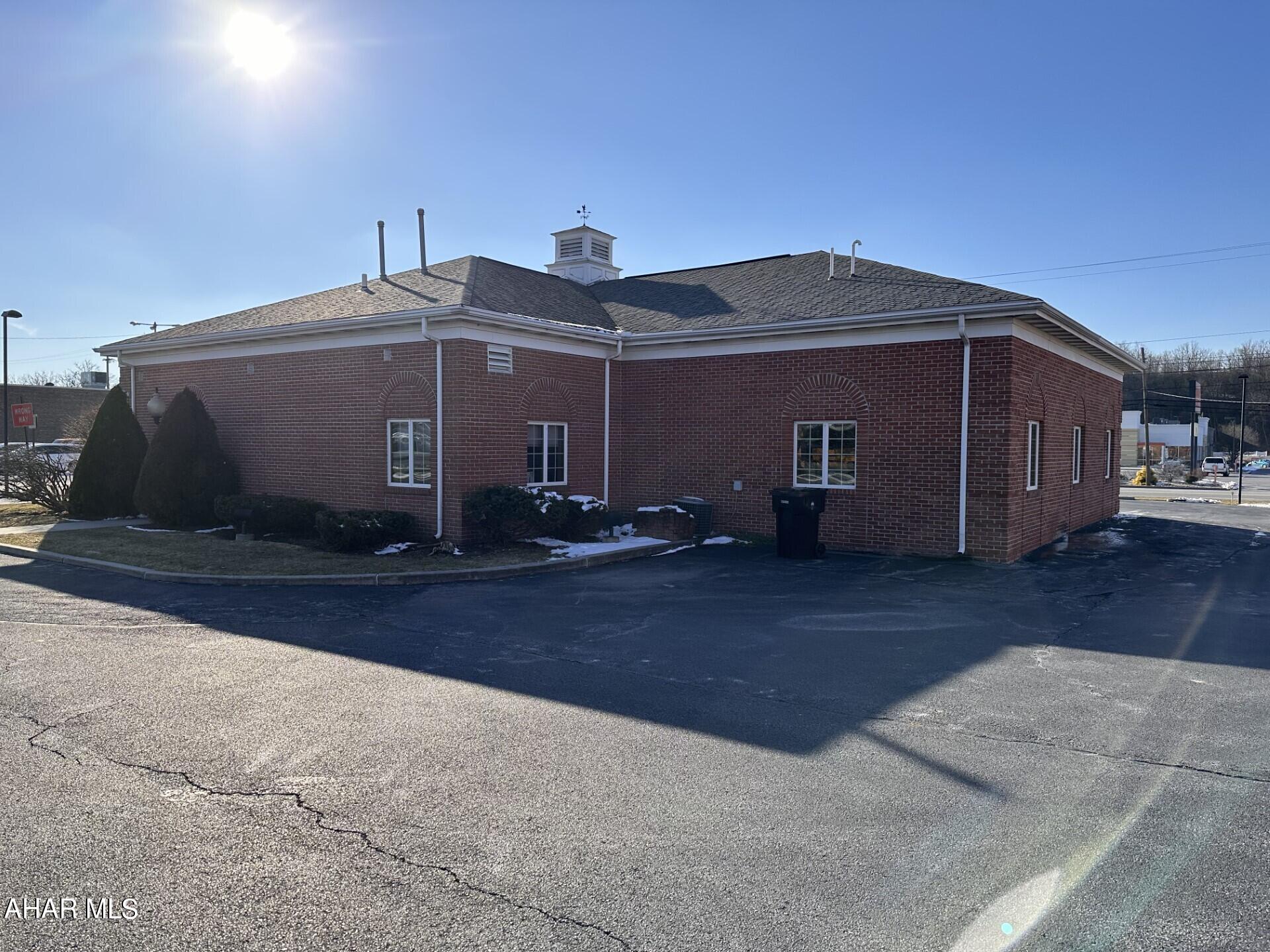 None - Commercial Lease