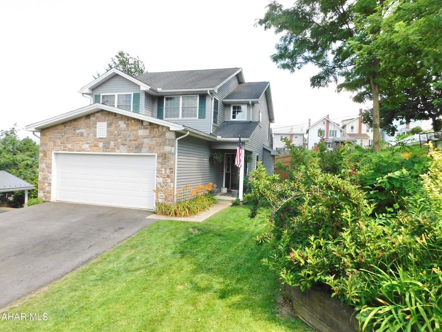 The ONE is here.  This incredibly well loved home situated on over half an acre is ready for its new owner.  Your main floor features a nice open floor plan complete with a breakfast island for casual conversation in the kitchen to a beautiful gas fireplace to cozy up to in those colder months.
Enjoy summer evenings outside in the fenced back yard which offers you the privacy you are after.
Travel upstairs to your primary bedroom to be greeted with stunning vaulted ceilings, a spacious master bathroom and I cannot forget to mention the walk in closet.
The basement has been finished to offer that extra bonus space we all need - office, game room, extra bedroom? The possibilities are endless.
I know this one sounds great.  Well, that is because it is!  Call today to get more information and to schedule your private tour of your new home!