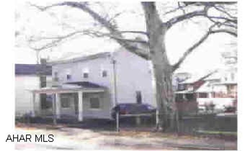 Large beautiful home with 3 bedrooms, 2 baths, new windows. Tastefully remodeled, fenced yard, all appliances, motivated sellers, bring all offers! Large beautiful home with 3 bedrooms, 2 baths, new windows. Tastefully remodeled, fenced yard, all appliances, motivated sellers, bring all offers!  Electric system - 100 amp