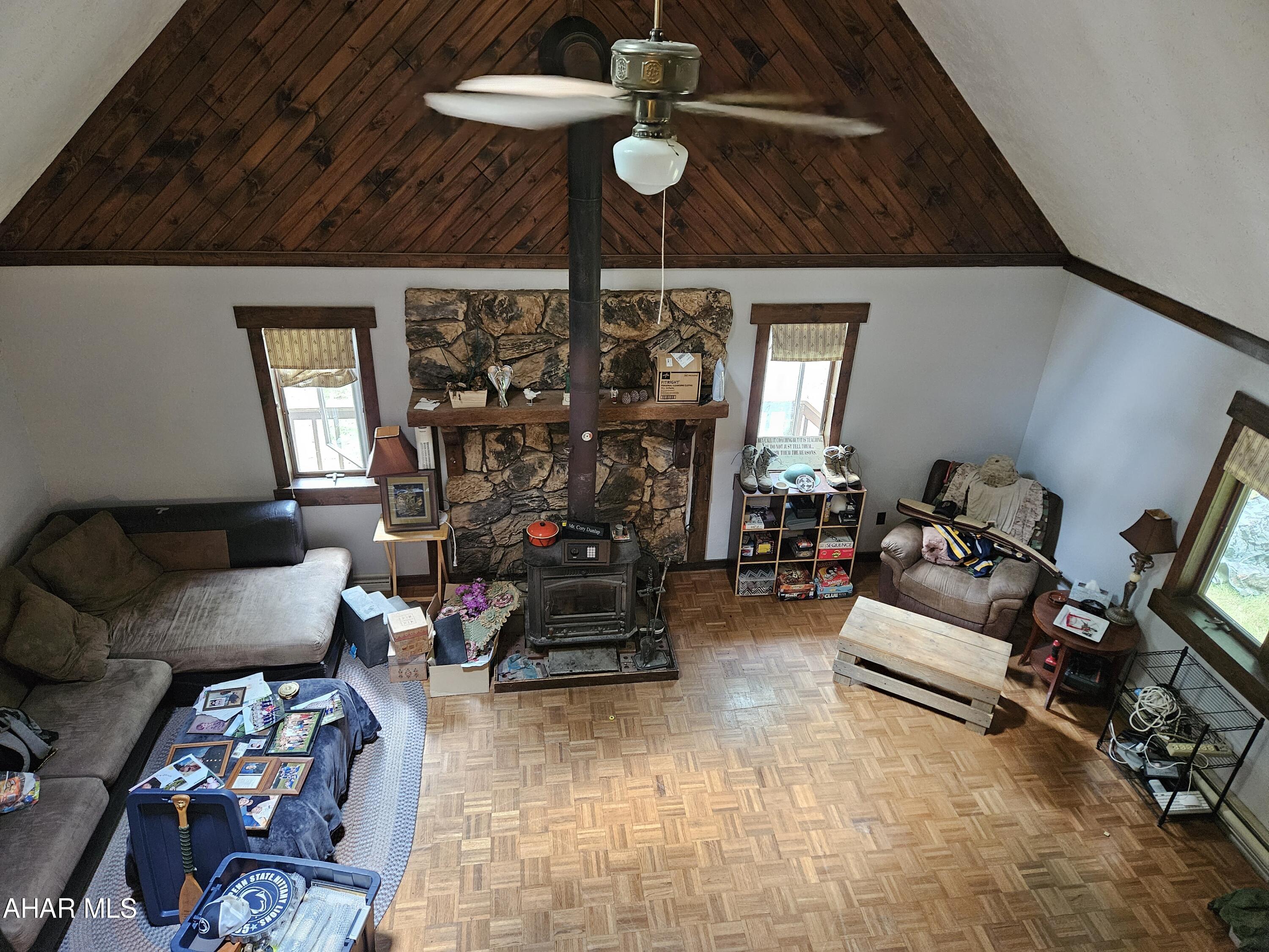 Glendale Yearound - Residential