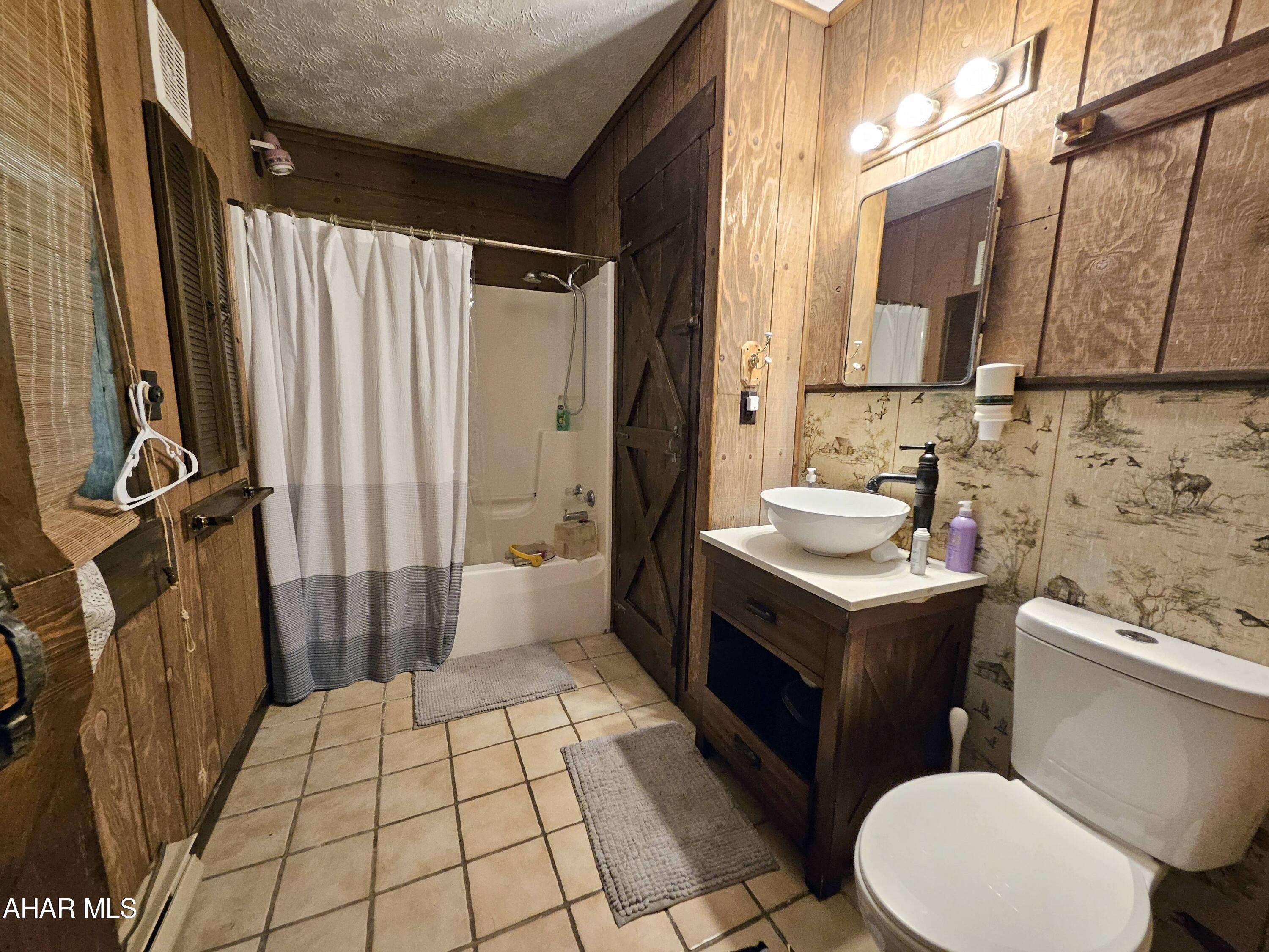 Glendale Yearound - Residential