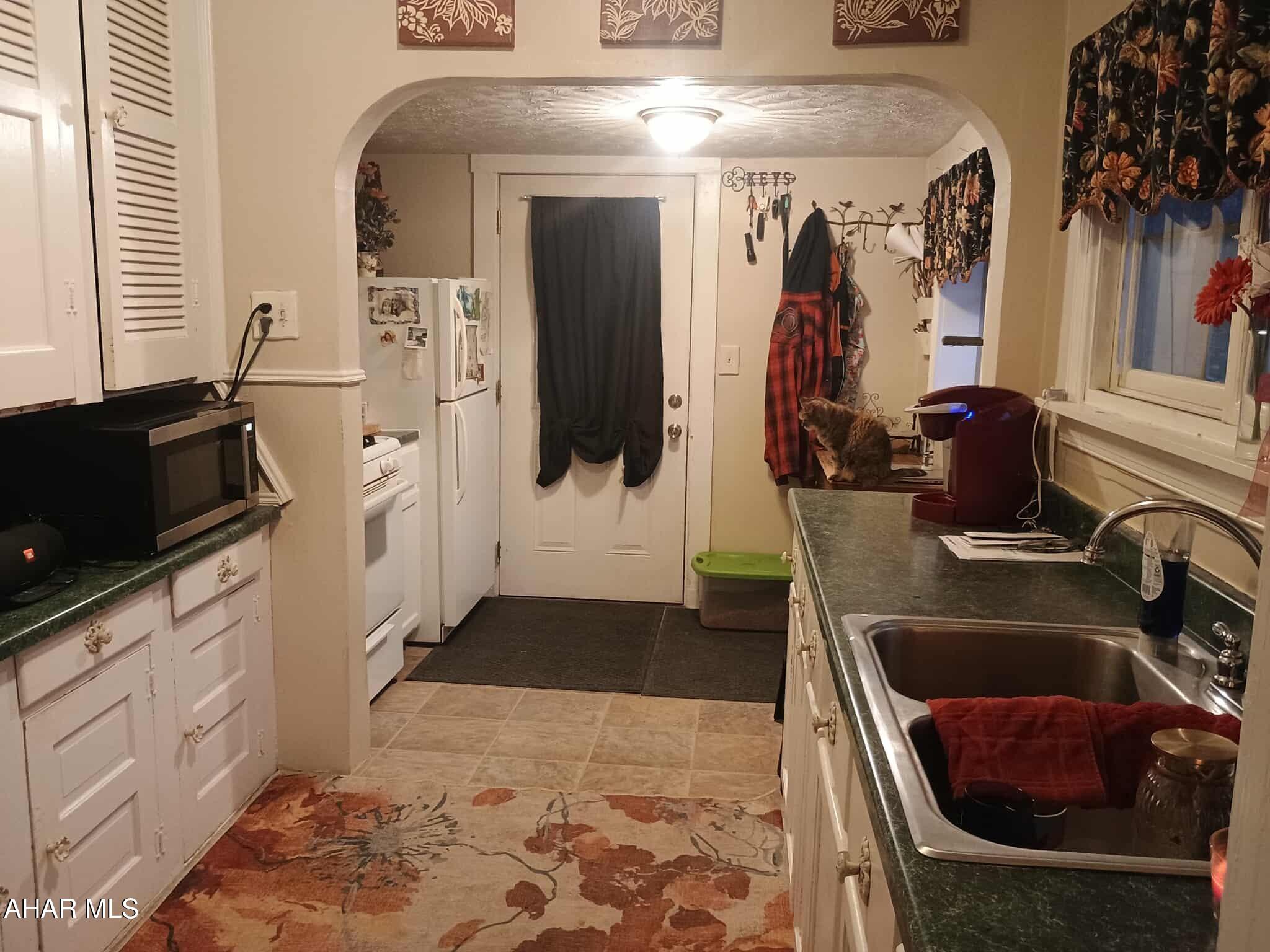 Llyswen - Residential Lease