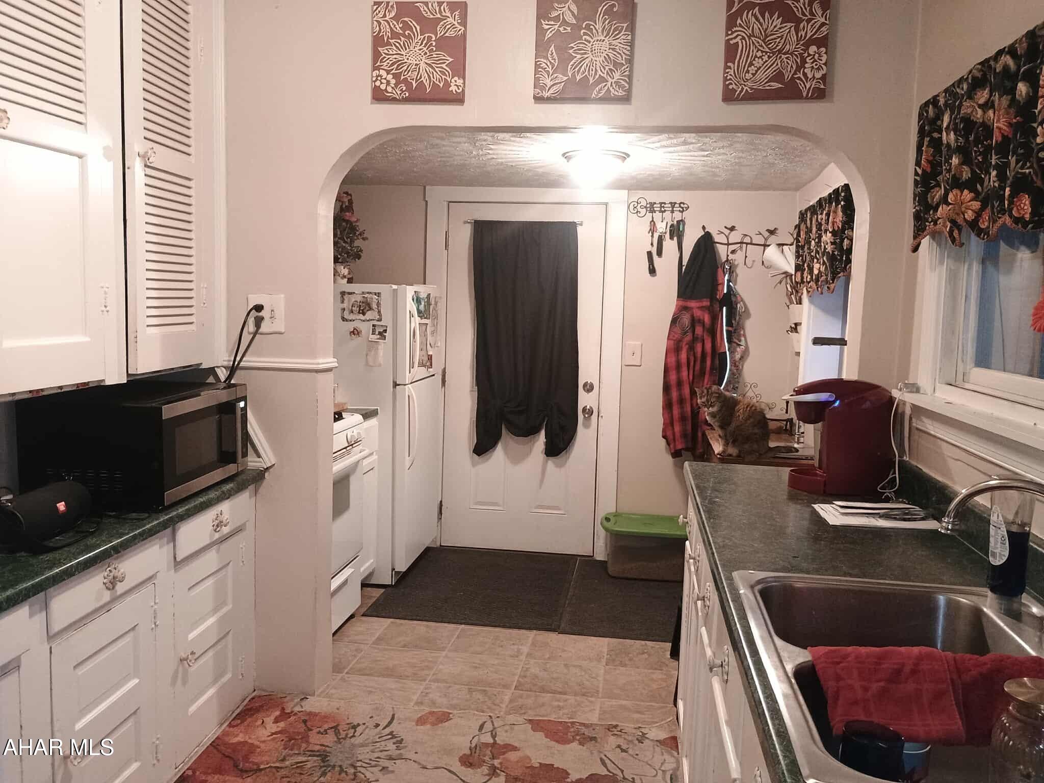 Llyswen - Residential Lease