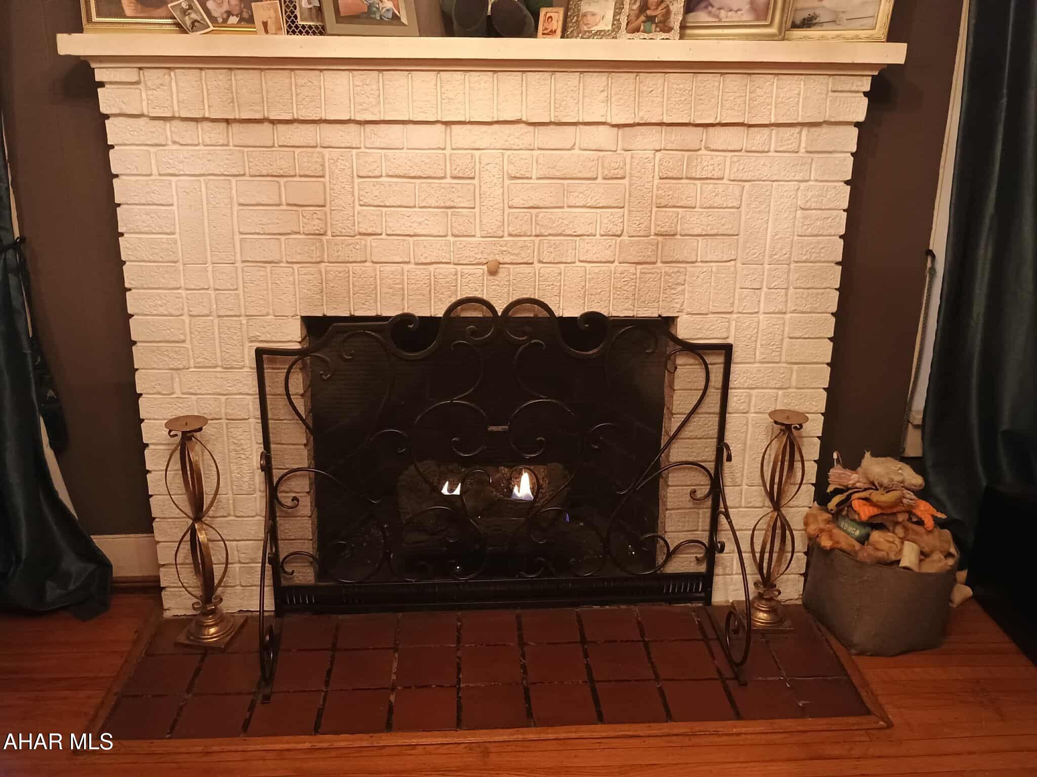 Llyswen - Residential Lease