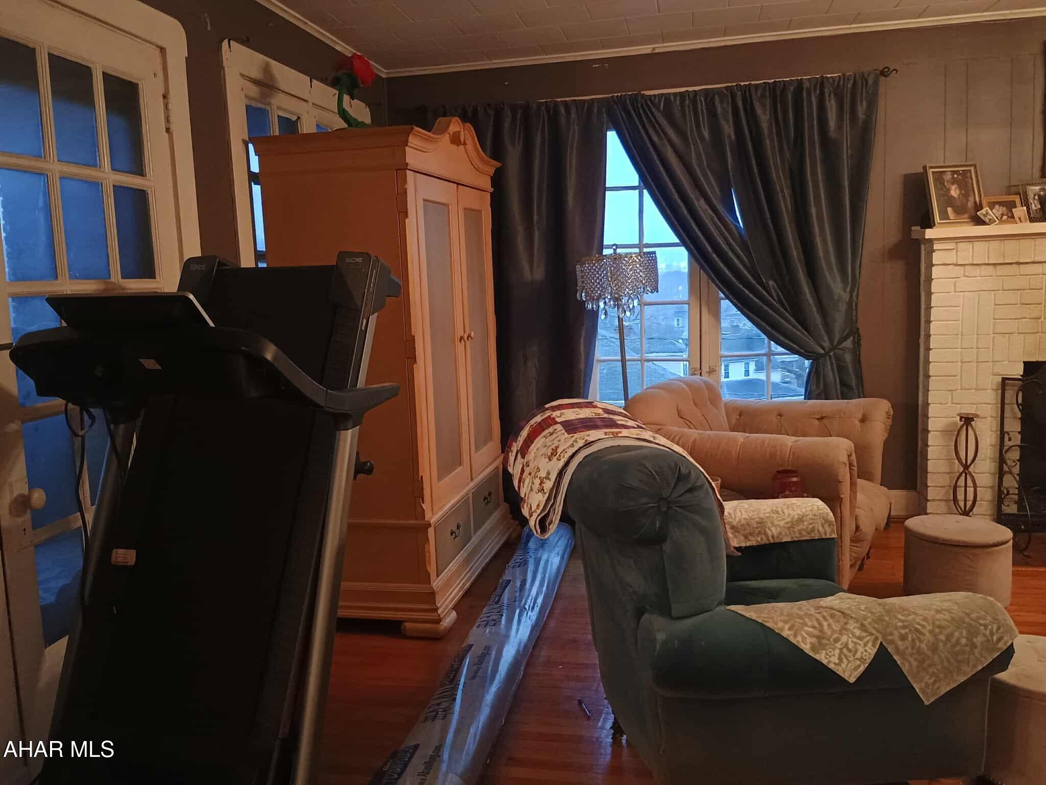 Llyswen - Residential Lease