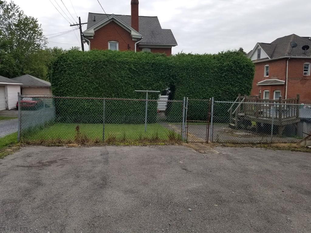 Juniata - Residential