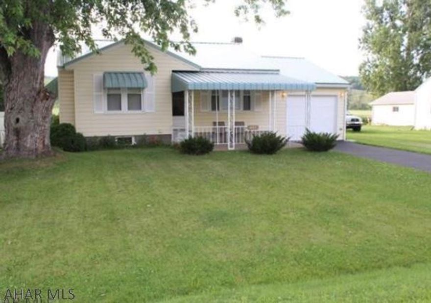 Move in ready 2 bedroom, 1 bathroom home in Bellwood Antis School District. Hardwood flooring, central air. Finished basement & family room w/beautiful views