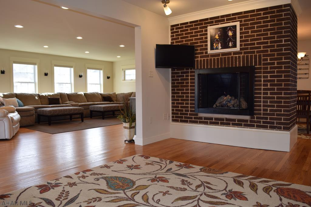 Pleasant Valley - Residential