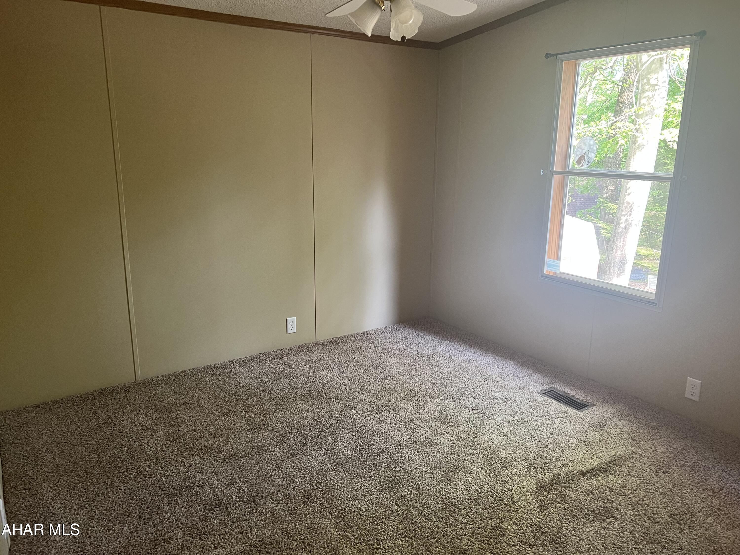 Glendale Yearound - Residential