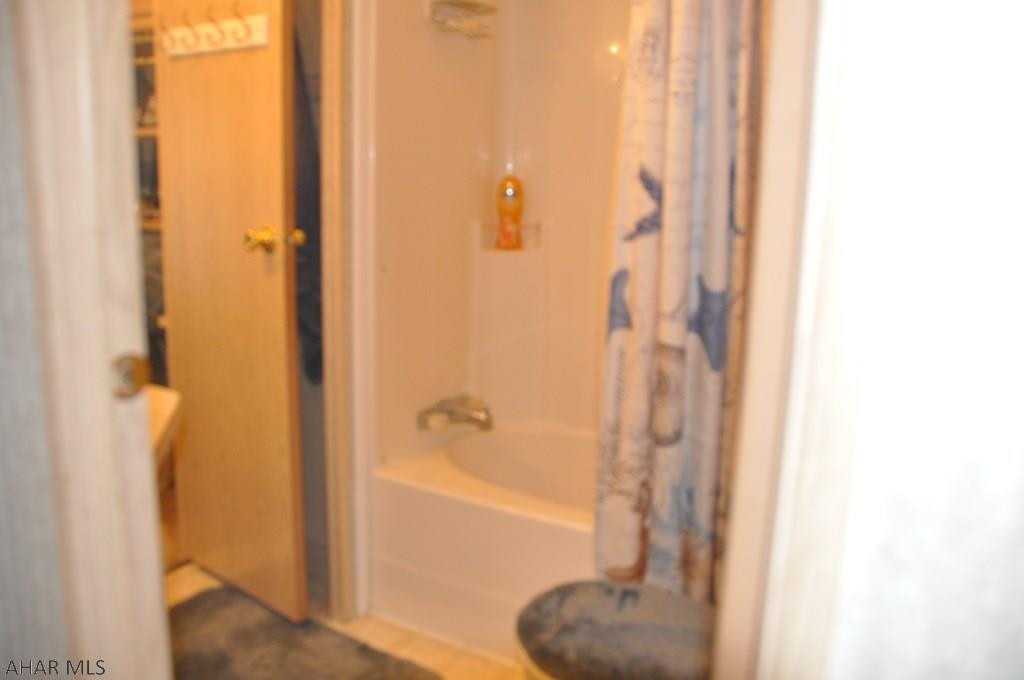 Glendale Yearound - Residential