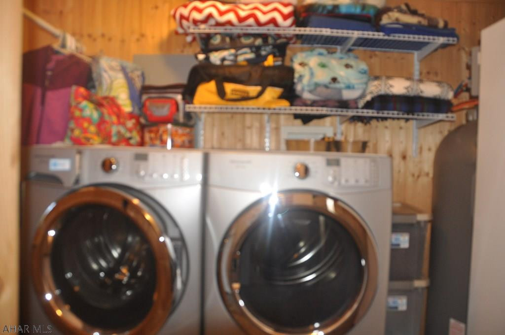 Glendale Yearound - Residential