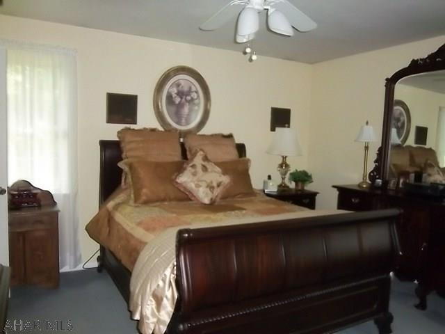 Holiday Manor - Residential