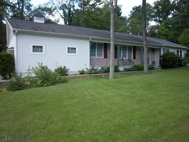 Holiday Manor - Residential