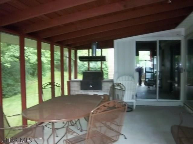 Holiday Manor - Residential