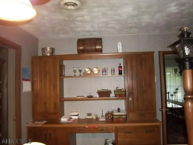 Holiday Manor - Residential