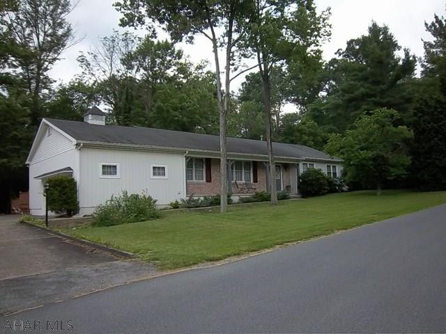 Holiday Manor - Residential