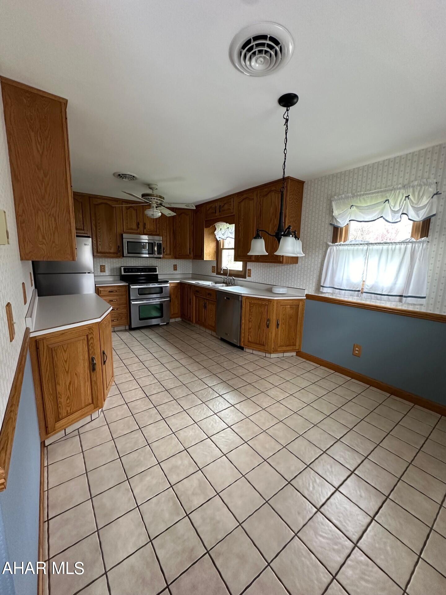 Sunnybrook Acres - Residential