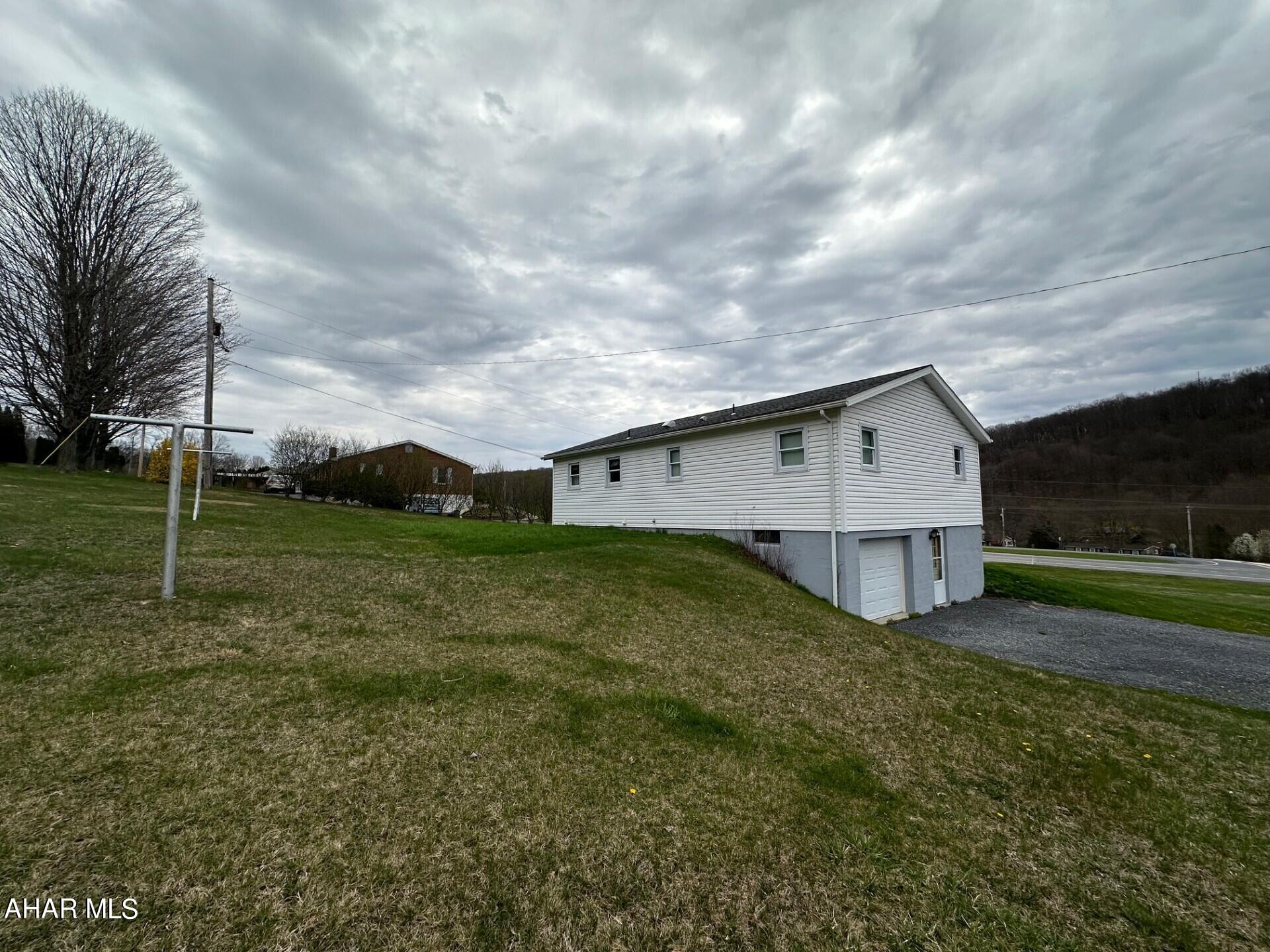 Sunnybrook Acres - Residential