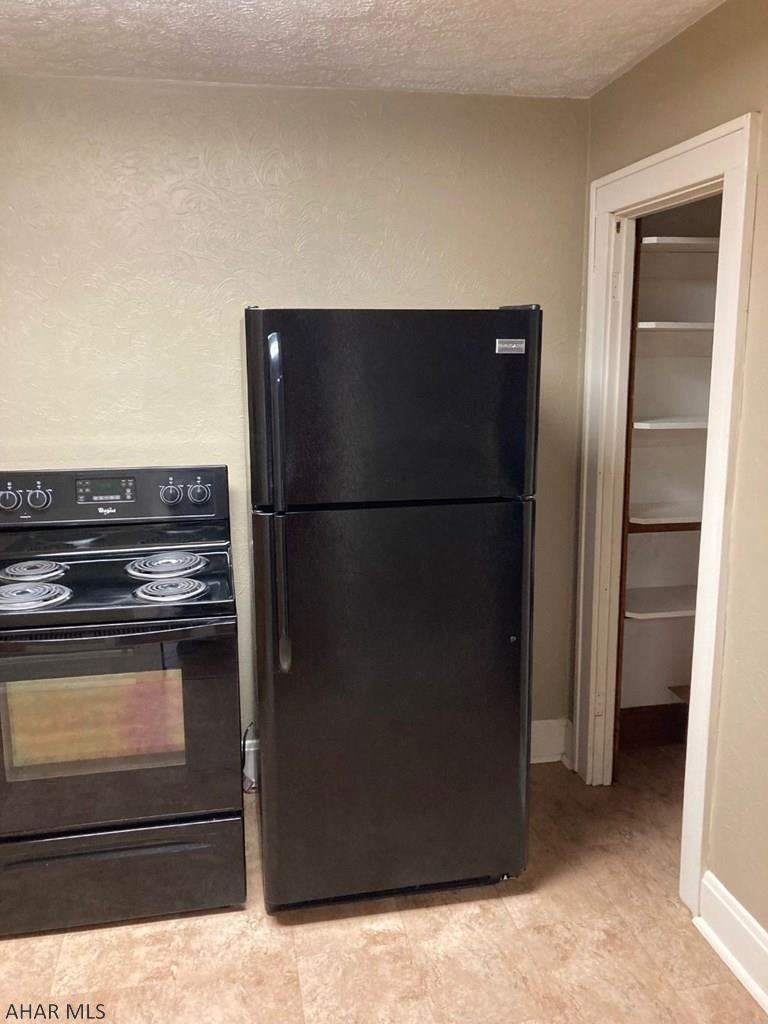 Unknown - Commercial Sale