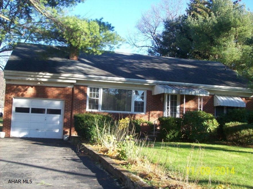 Great home located in Bellemead.  Bellwood School district, 1 car garage, spacious kitchen, and large lot.  2 bedroom plus finished Attic for 3rd bedroom plus Bonus room (not finished) in Attic.  Don't miss this one!