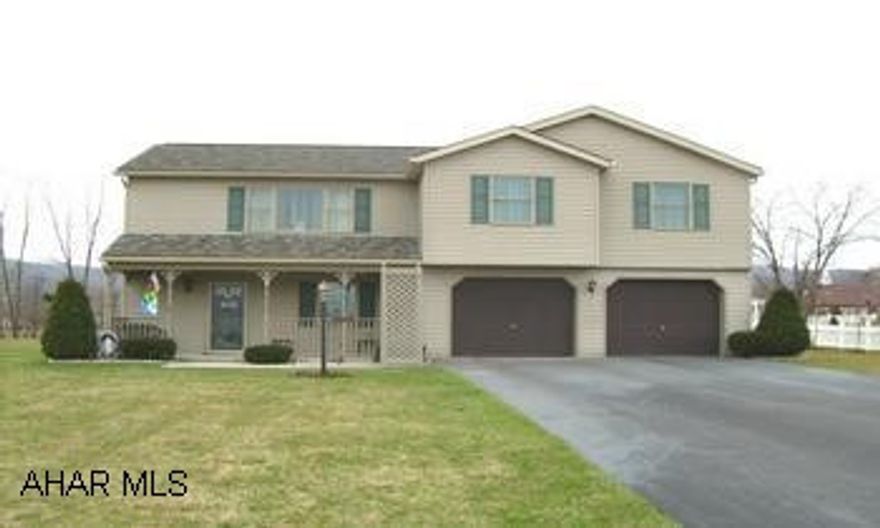 Raised Ranch, Vinyl sided, Finished 2 Car integral garage. Only 9 years old!  Quality construction, nice upgrades offering beauty, convenience, an attention to detail.  You'll love the curb appeal the front porch offers this home!  Large level landscaped lot.  Familty room on ground level, covered rear deck, outside shed, 3/4 Bedrooms, 2.5 Baths, window treatments and most of all appliances included.  Don't miss this one!  Call Hank!