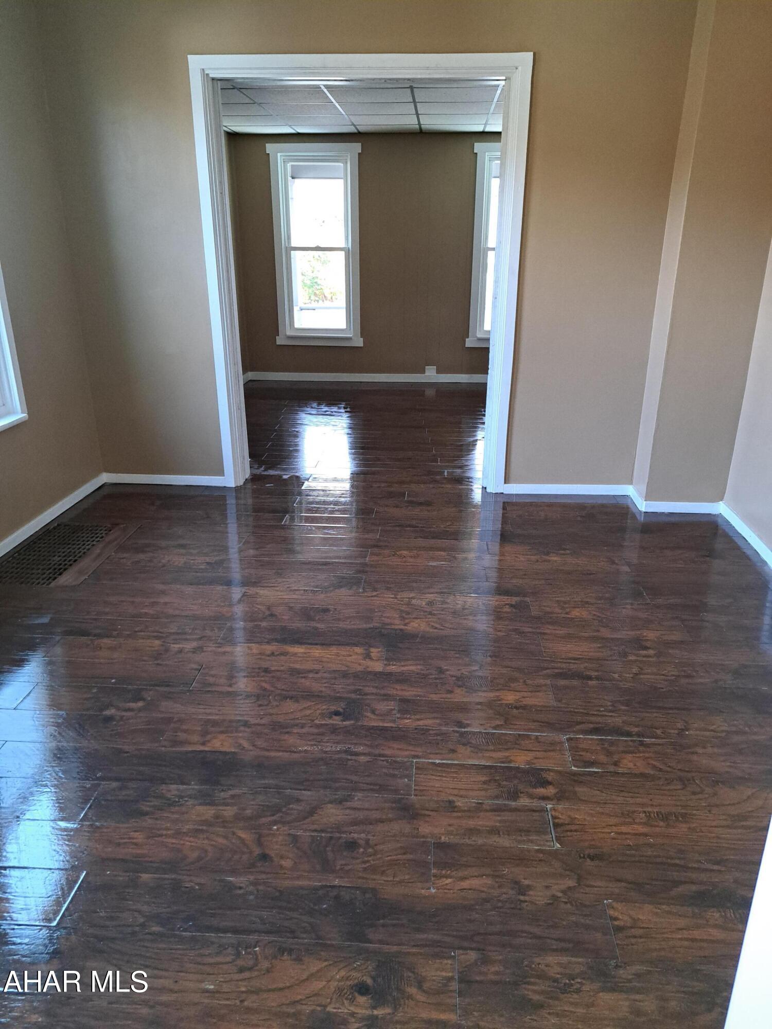 Juniata - Residential