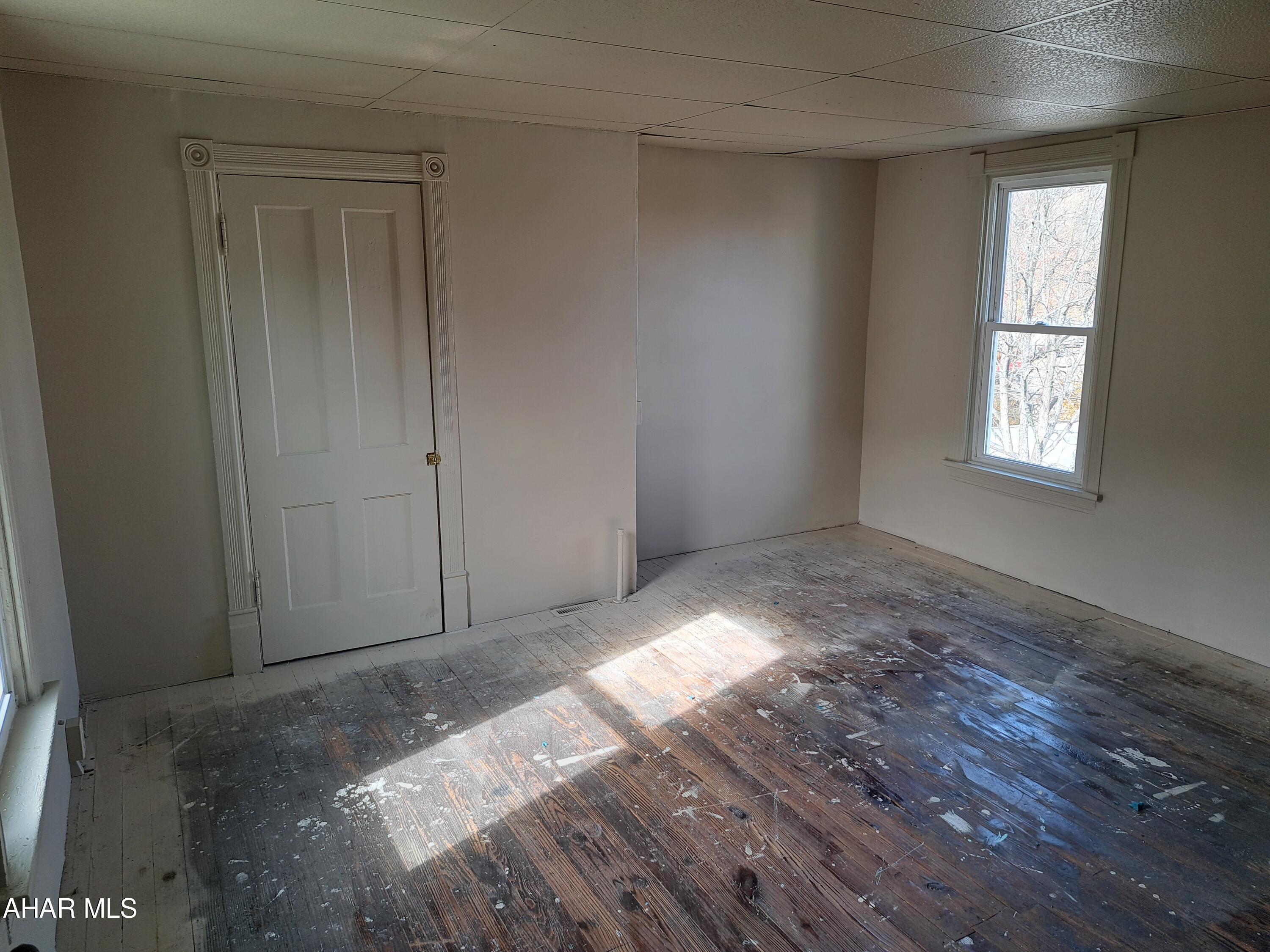 Juniata - Residential