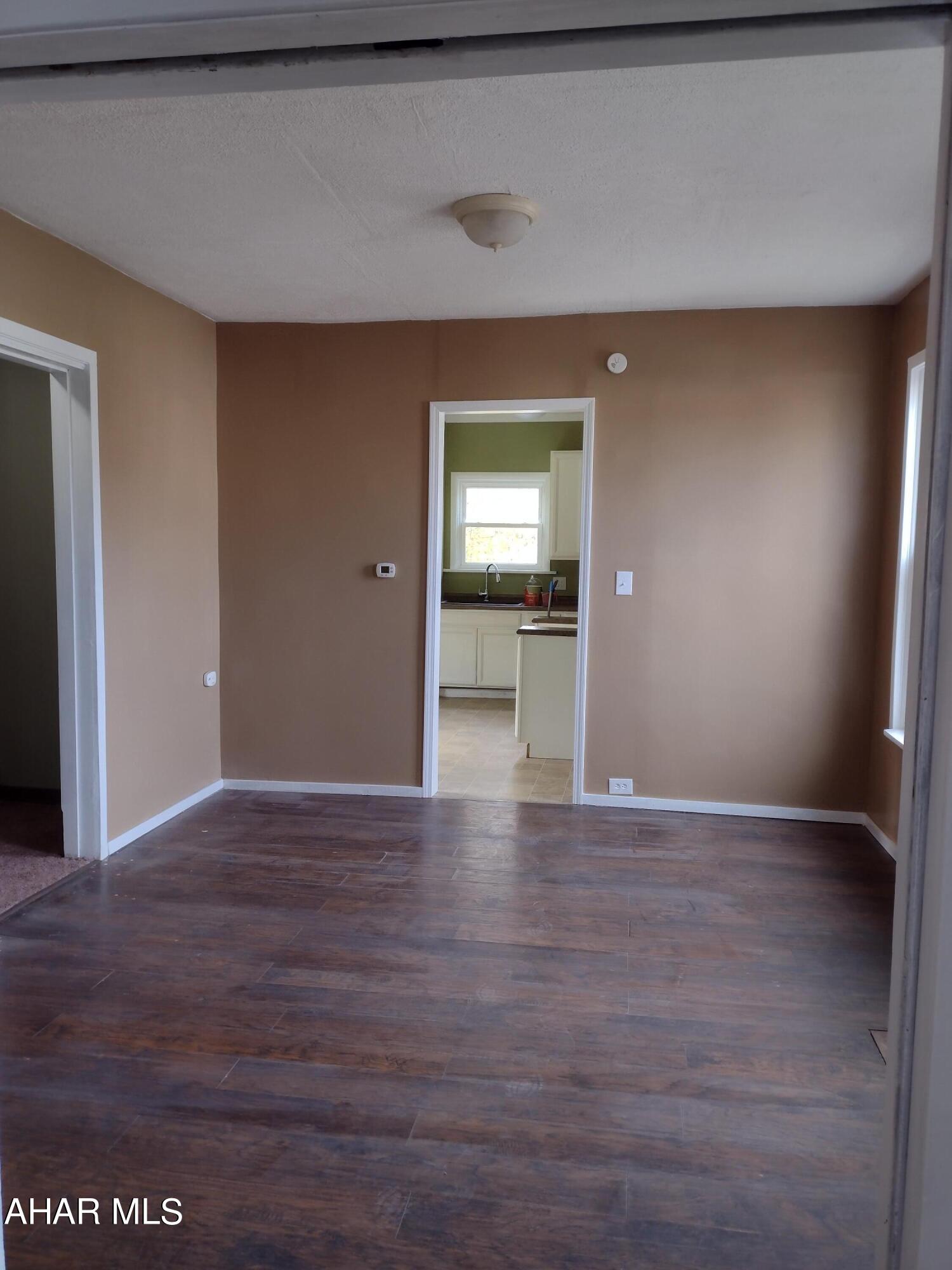 Juniata - Residential