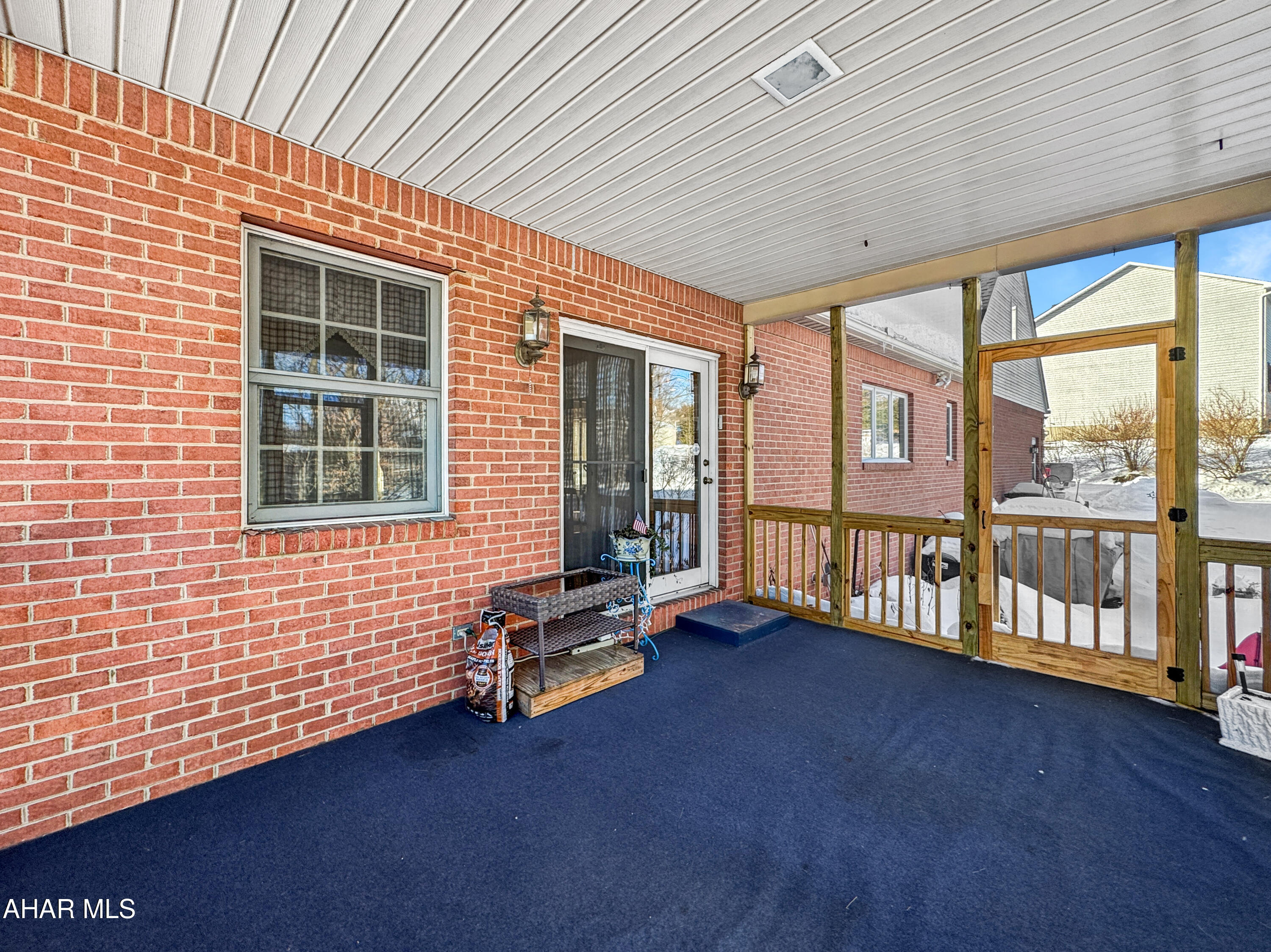 Crestwood - Residential