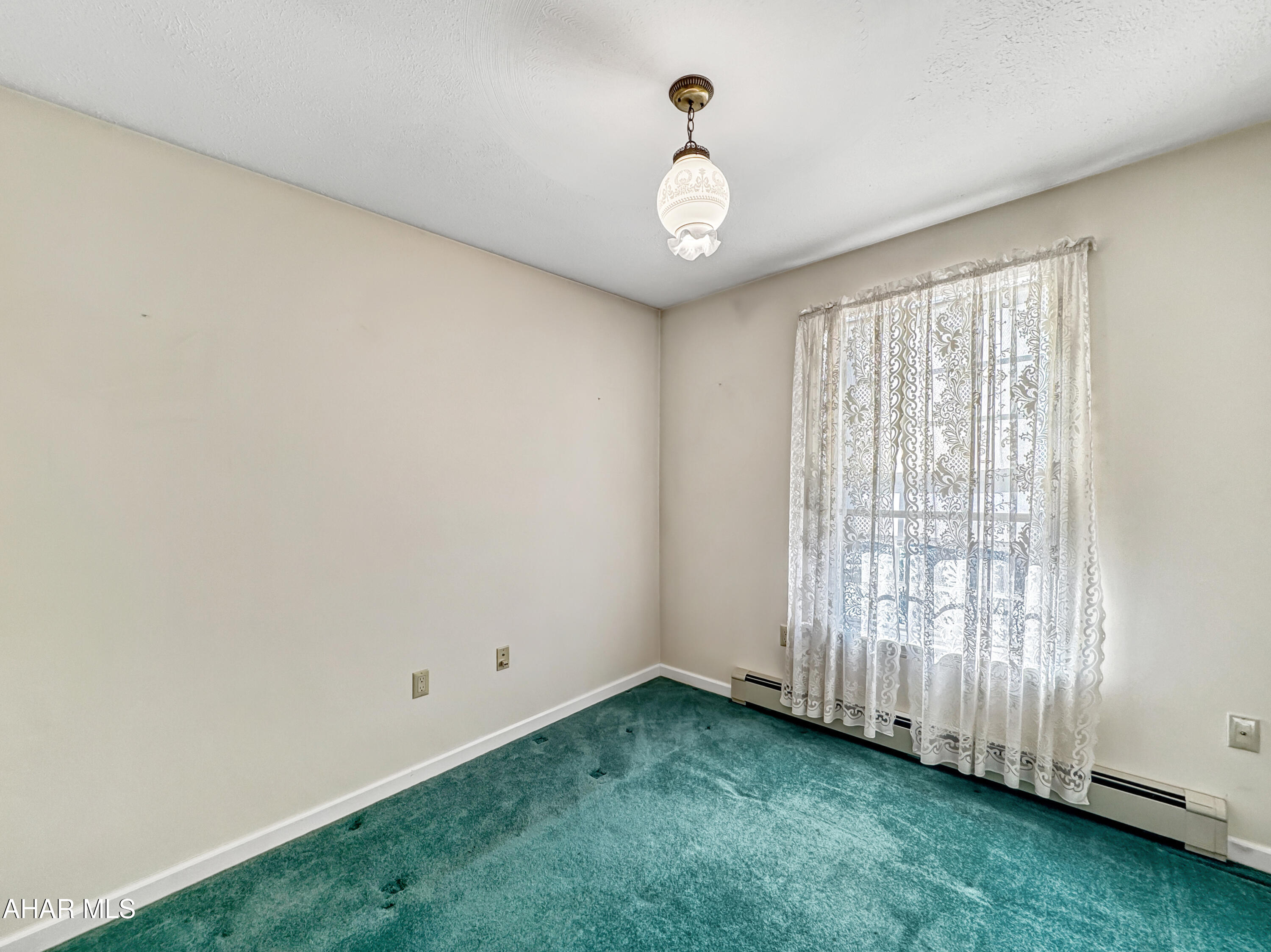 Crestwood - Residential