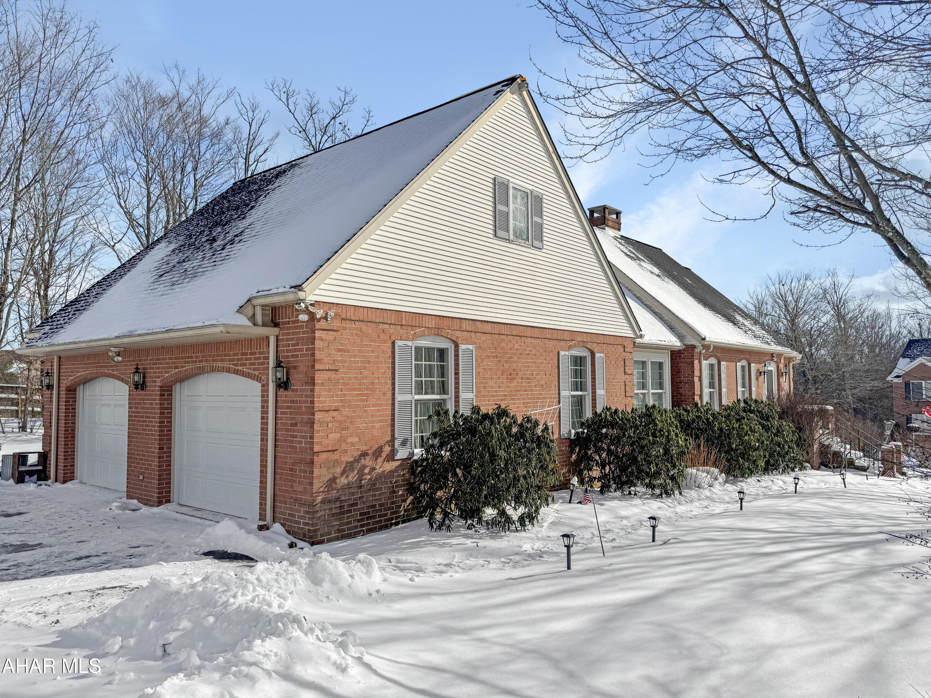 Crestwood - Residential