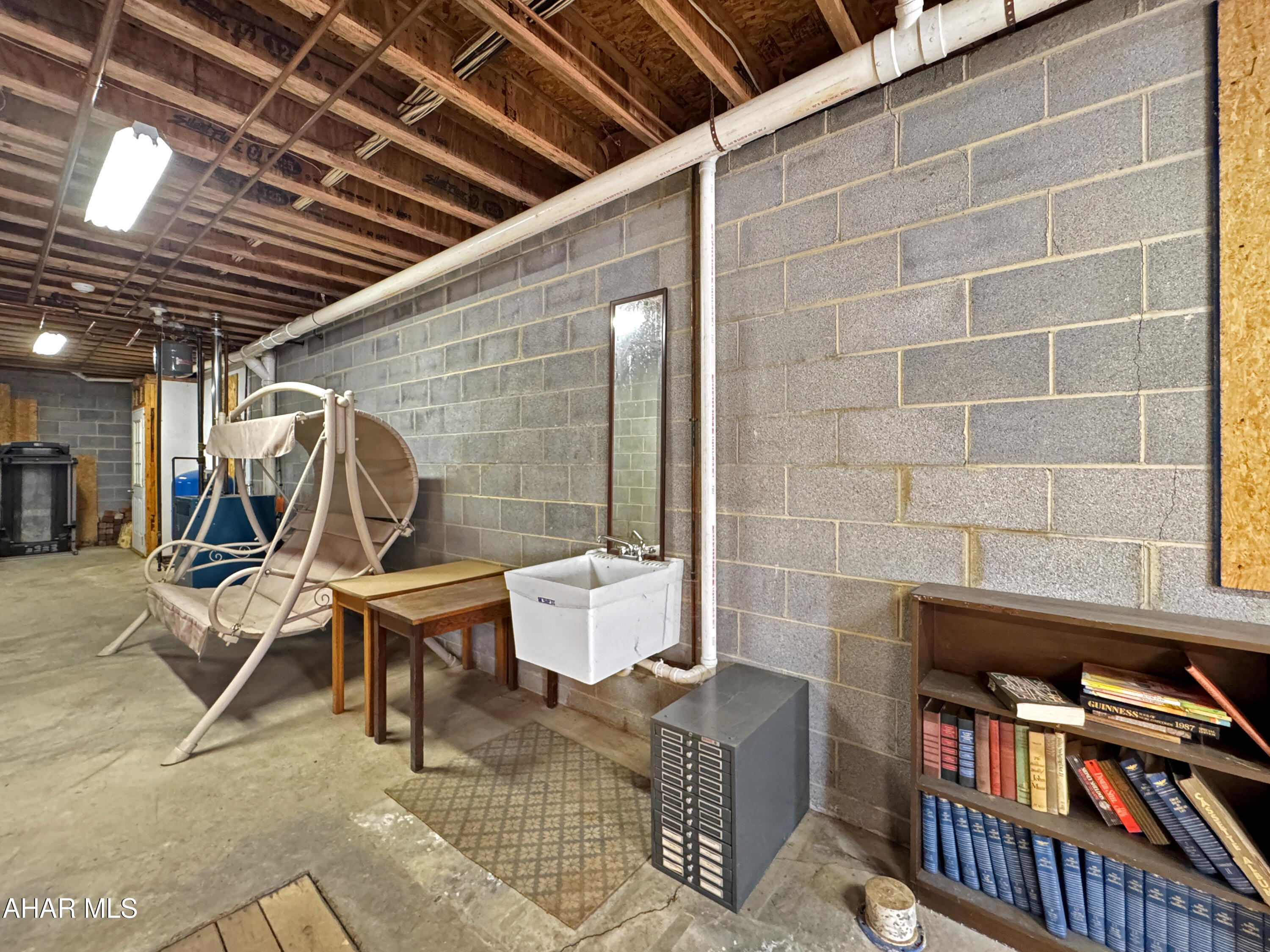 Crestwood - Residential