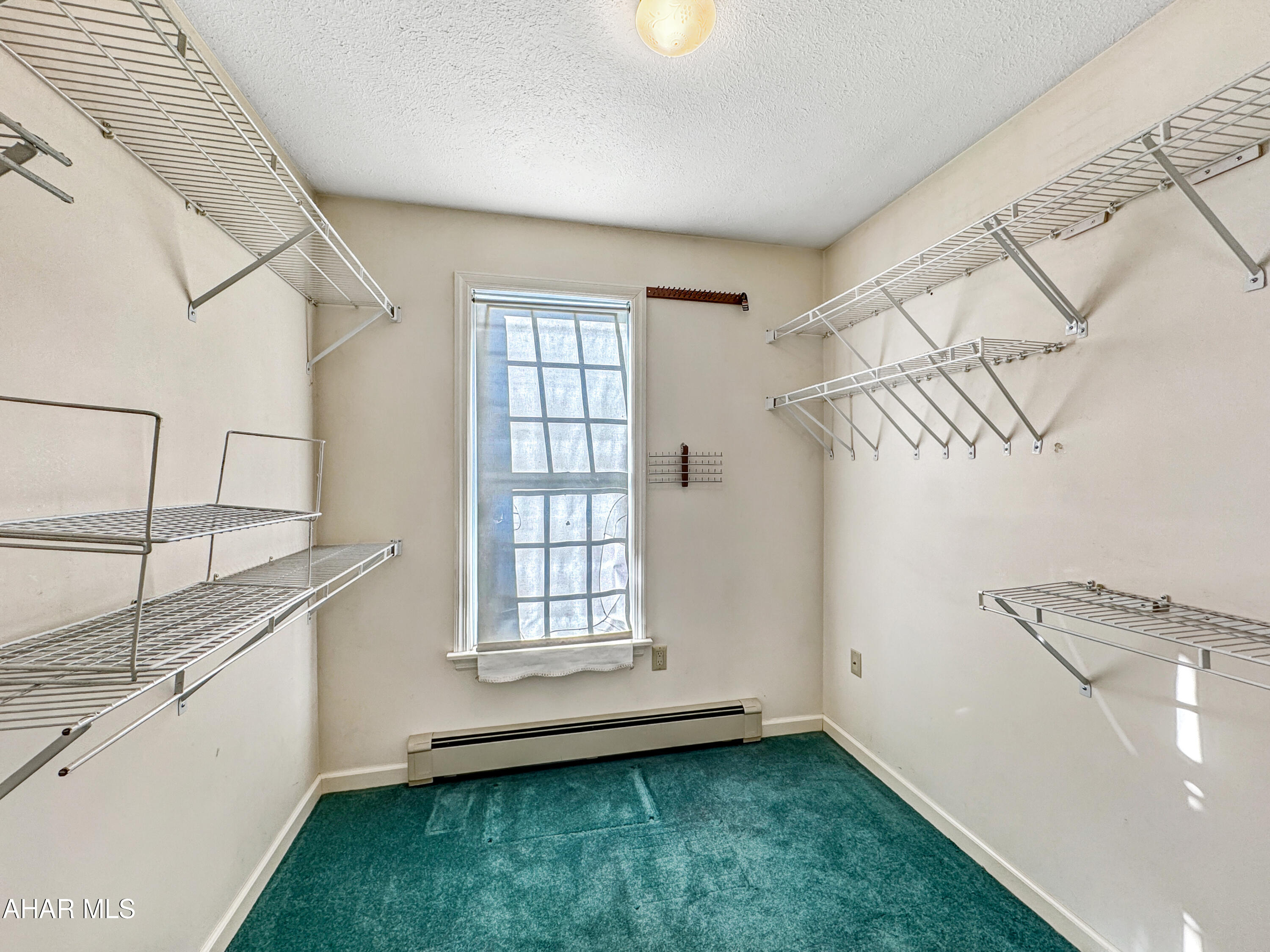 Crestwood - Residential