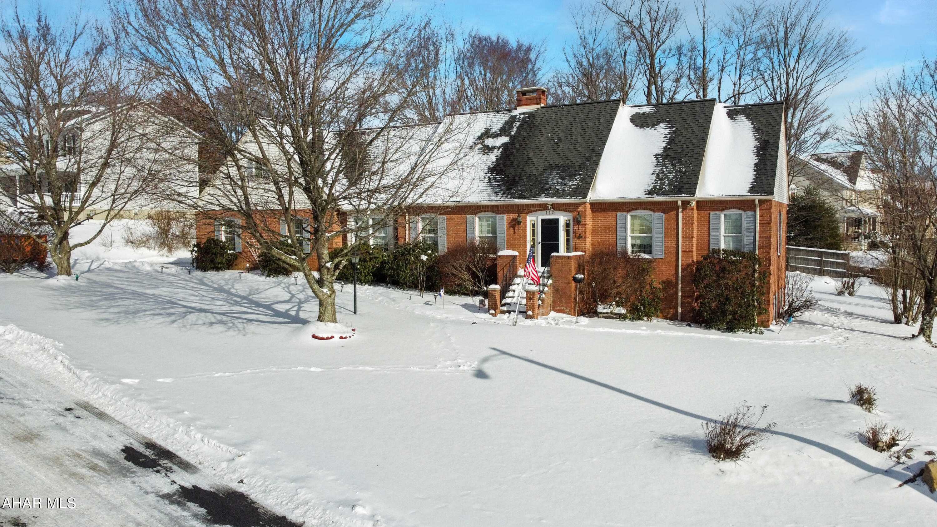 Crestwood - Residential