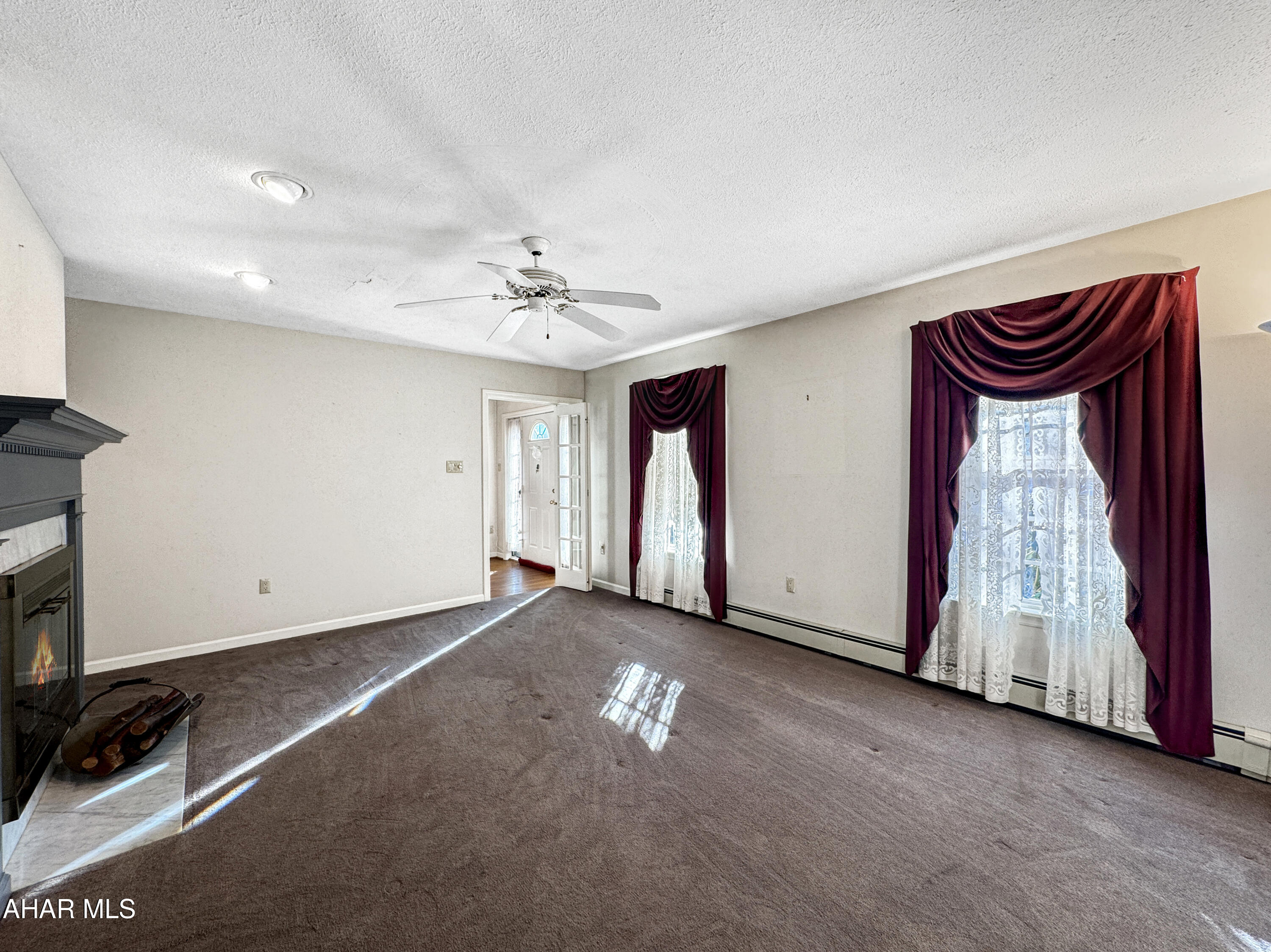 Crestwood - Residential