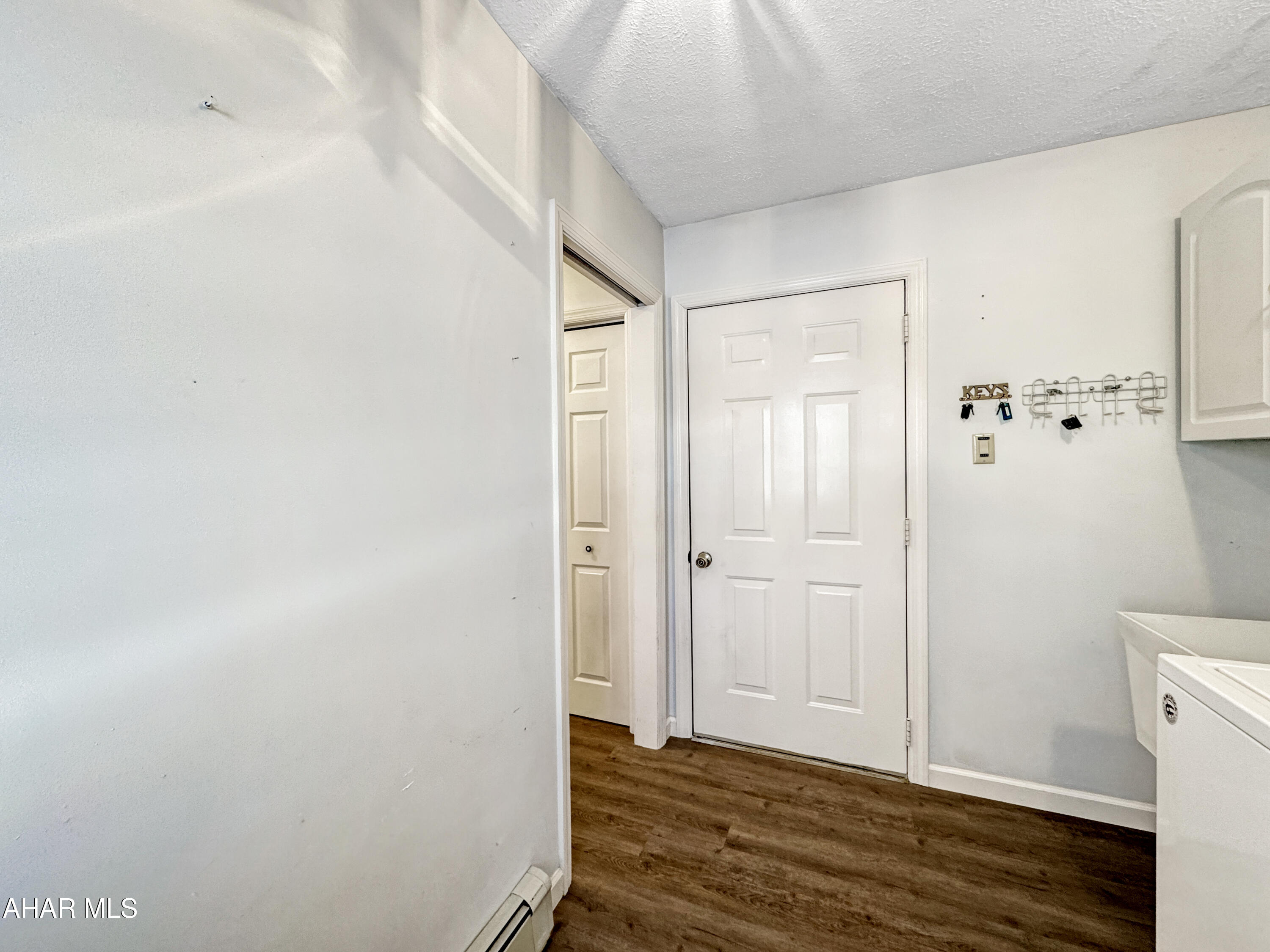 Crestwood - Residential