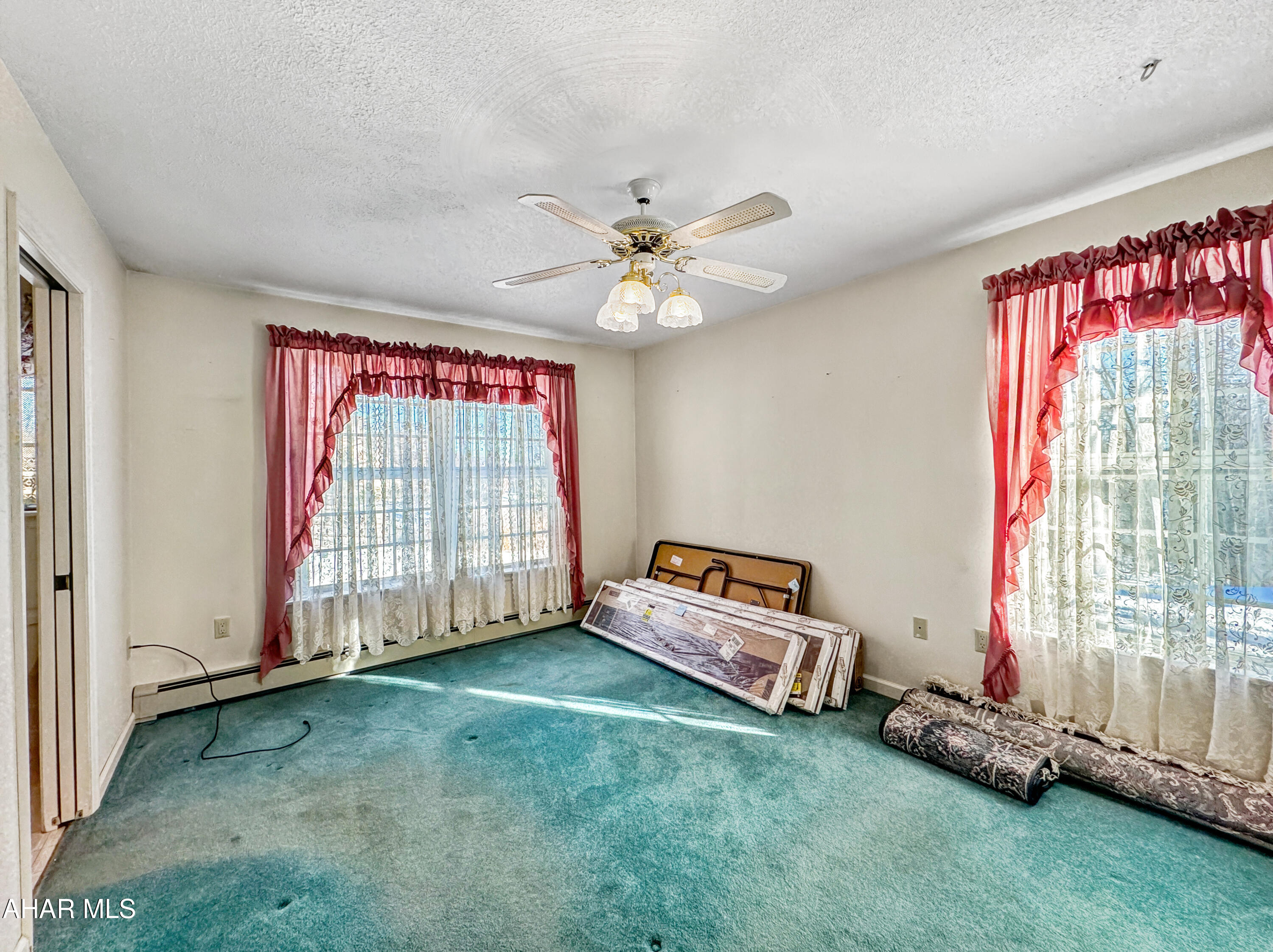 Crestwood - Residential