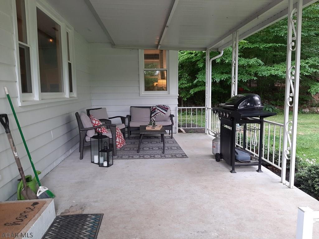 Sinking Valley - Residential