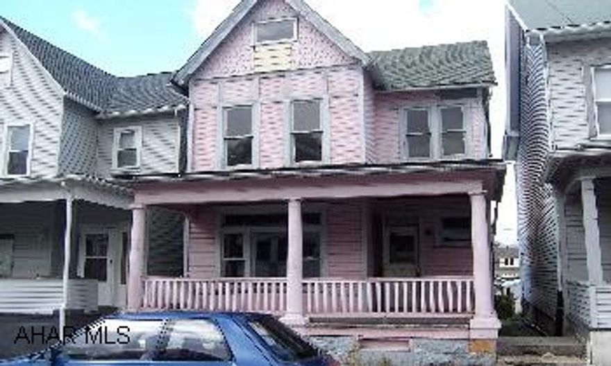 sold as is.  Great investment property.  See listing agent for addendum.