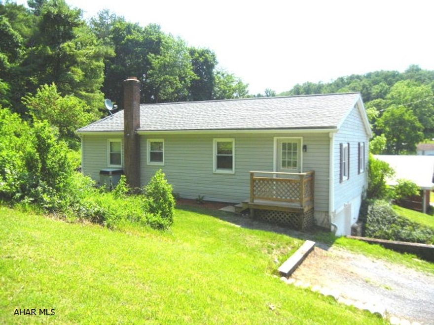 This one story is located on a dead end street. Offering new kitchen with appliances included . Bathroom has been redone with new bath fitter tub. So many updates. Living Room/ kitchen is open offering plenty of light. Outside is totally private in the backyard ...surrounded by trees. Looking for quiet living on one level..this is it.