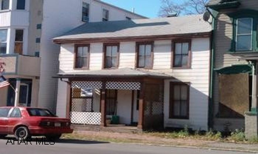 Affordable 2 story, 3 bedroom home with 2 baths. Central location. Affordable 2 story, 3 bedroom home with 2 baths. Central location.