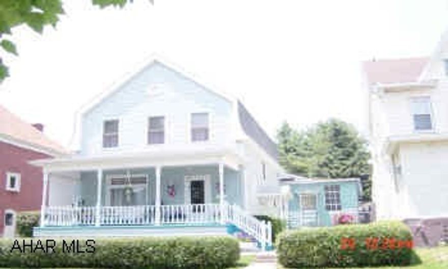 East End home. Nice eat in kitchen. 3/4 bath in basement. 36x70 detached building, many possibilities. New furnace & hot water tank. Immediate occupancy.