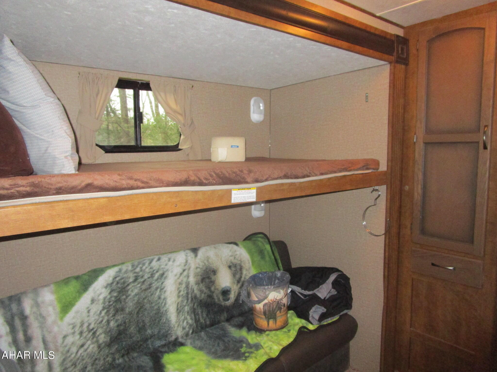 Glendale Yearound - Residential