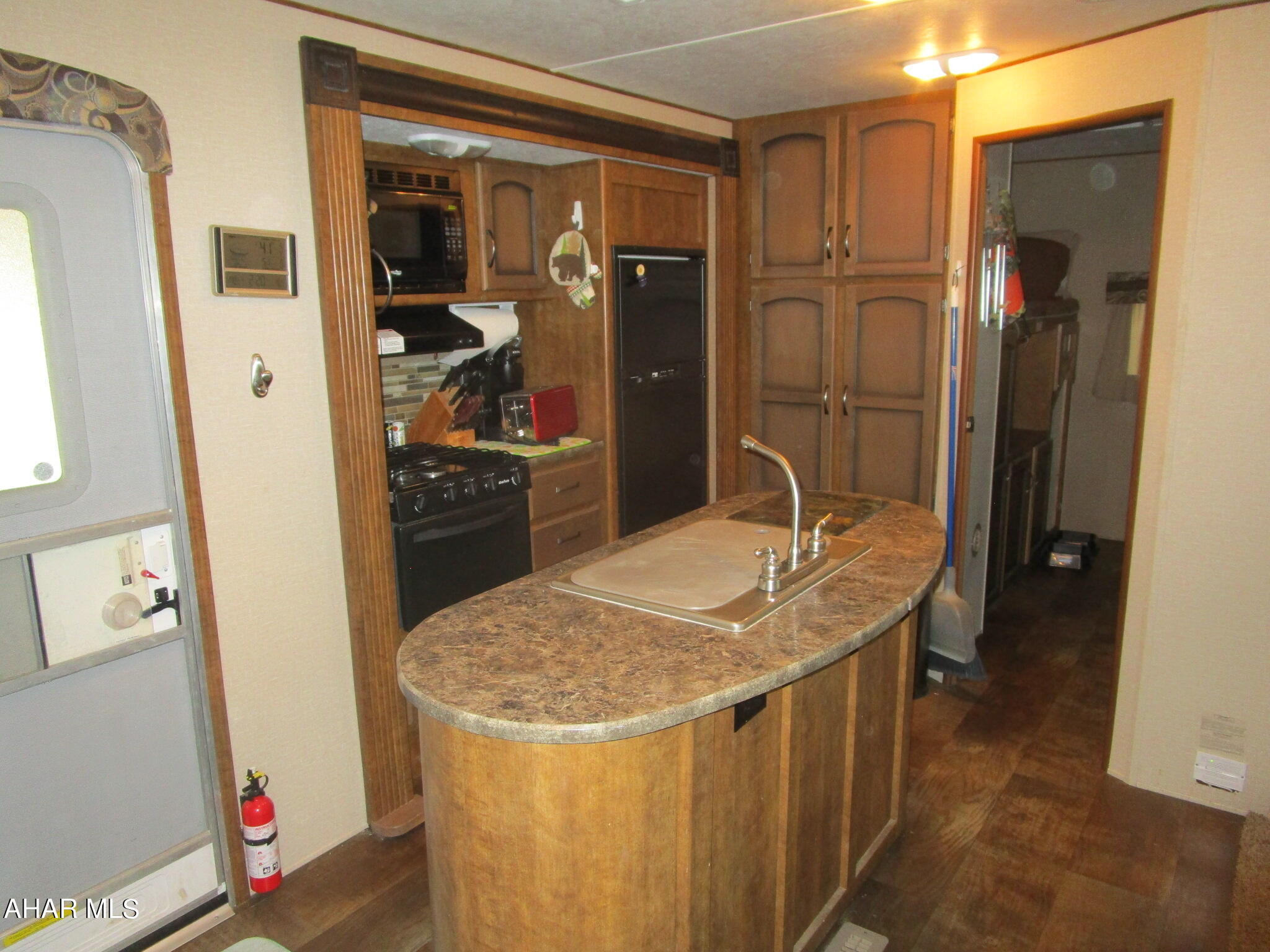 Glendale Yearound - Residential