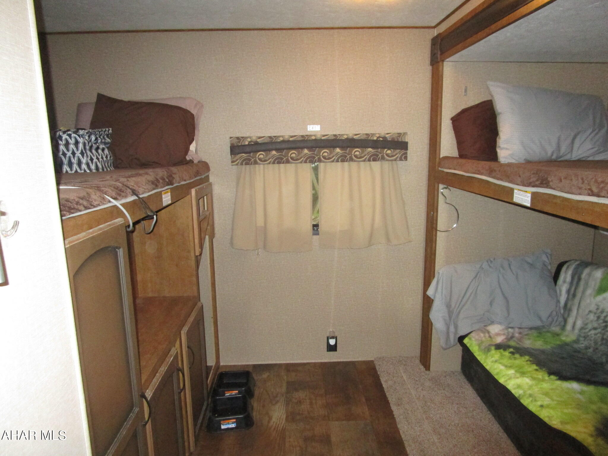 Glendale Yearound - Residential