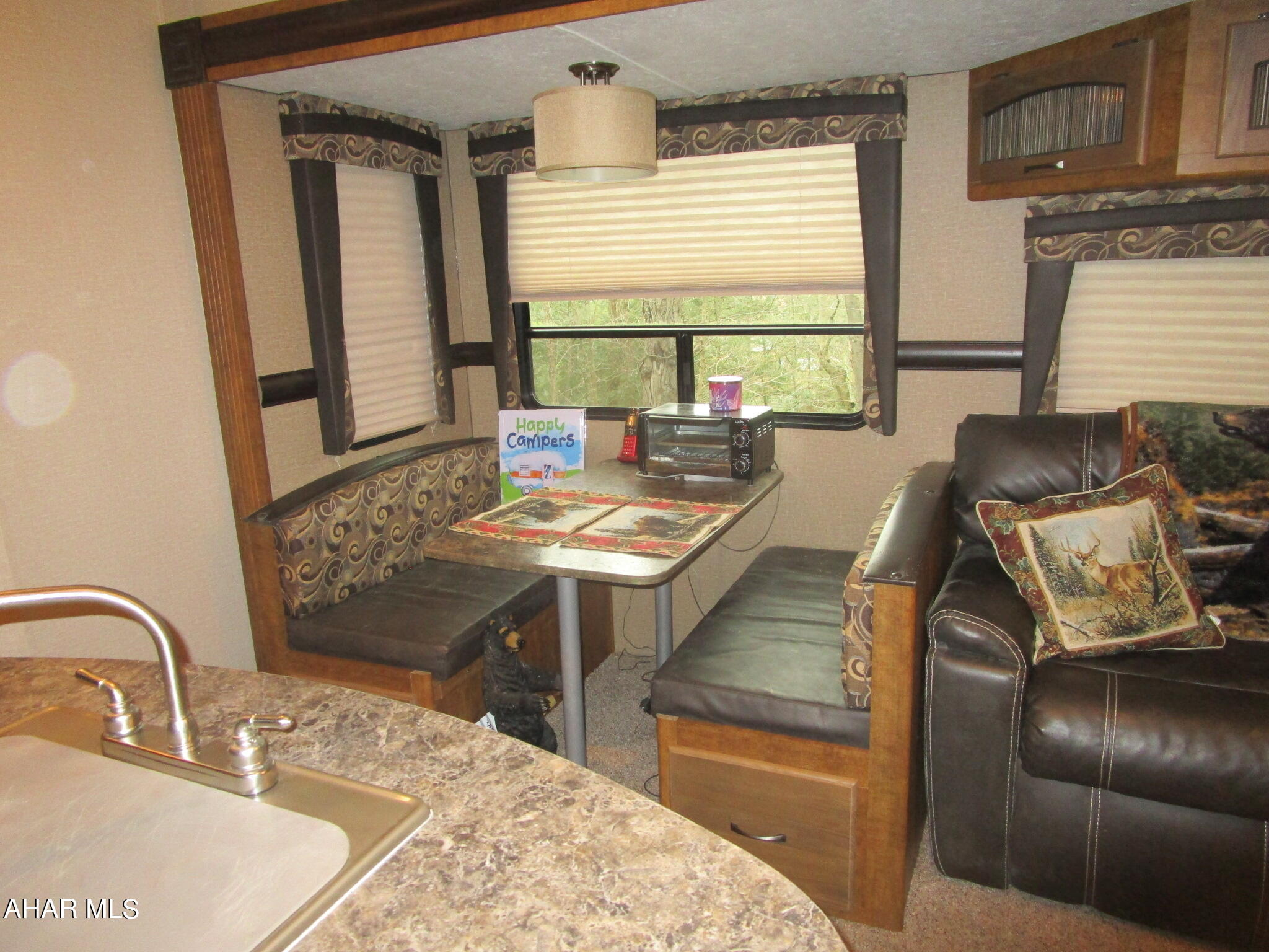 Glendale Yearound - Residential