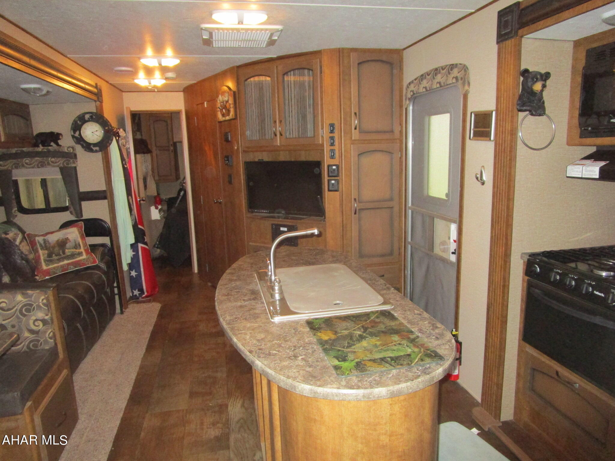 Glendale Yearound - Residential