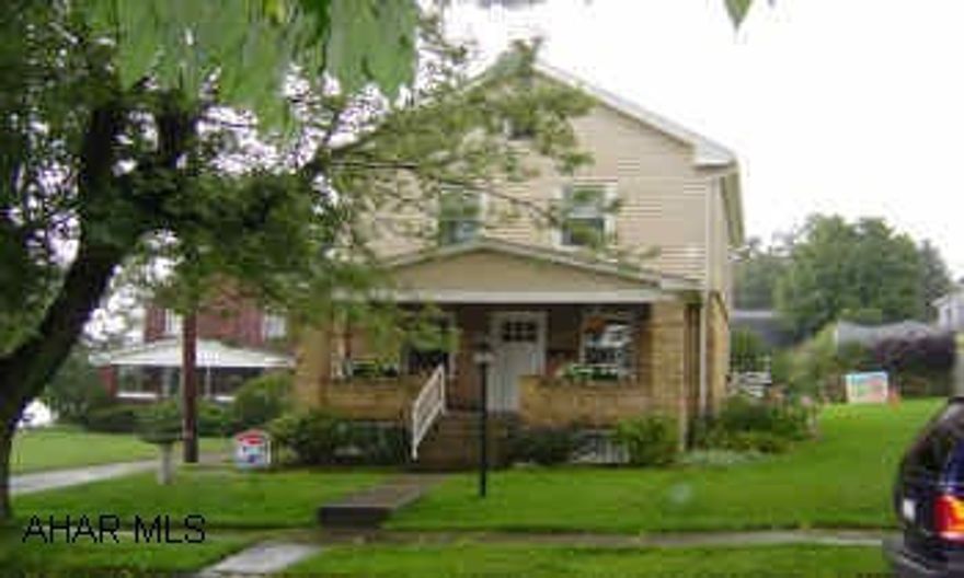 Extremely Nice 3/4 Bedroom Brick/Vinyl.  Move in Condition. Extremely Nice 3/4 Bedroom Brick/Vinyl.  Move in Condition.