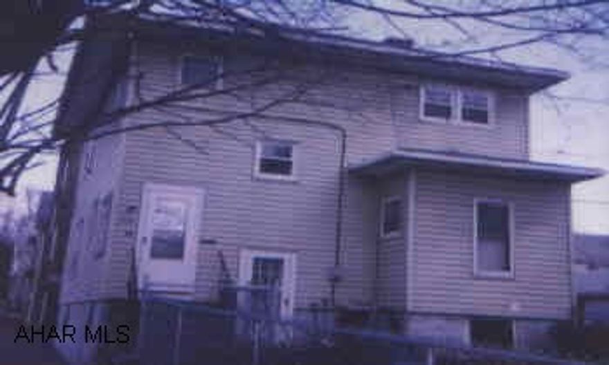 Maintenance-free exterior, off-street parking, move in condition,
