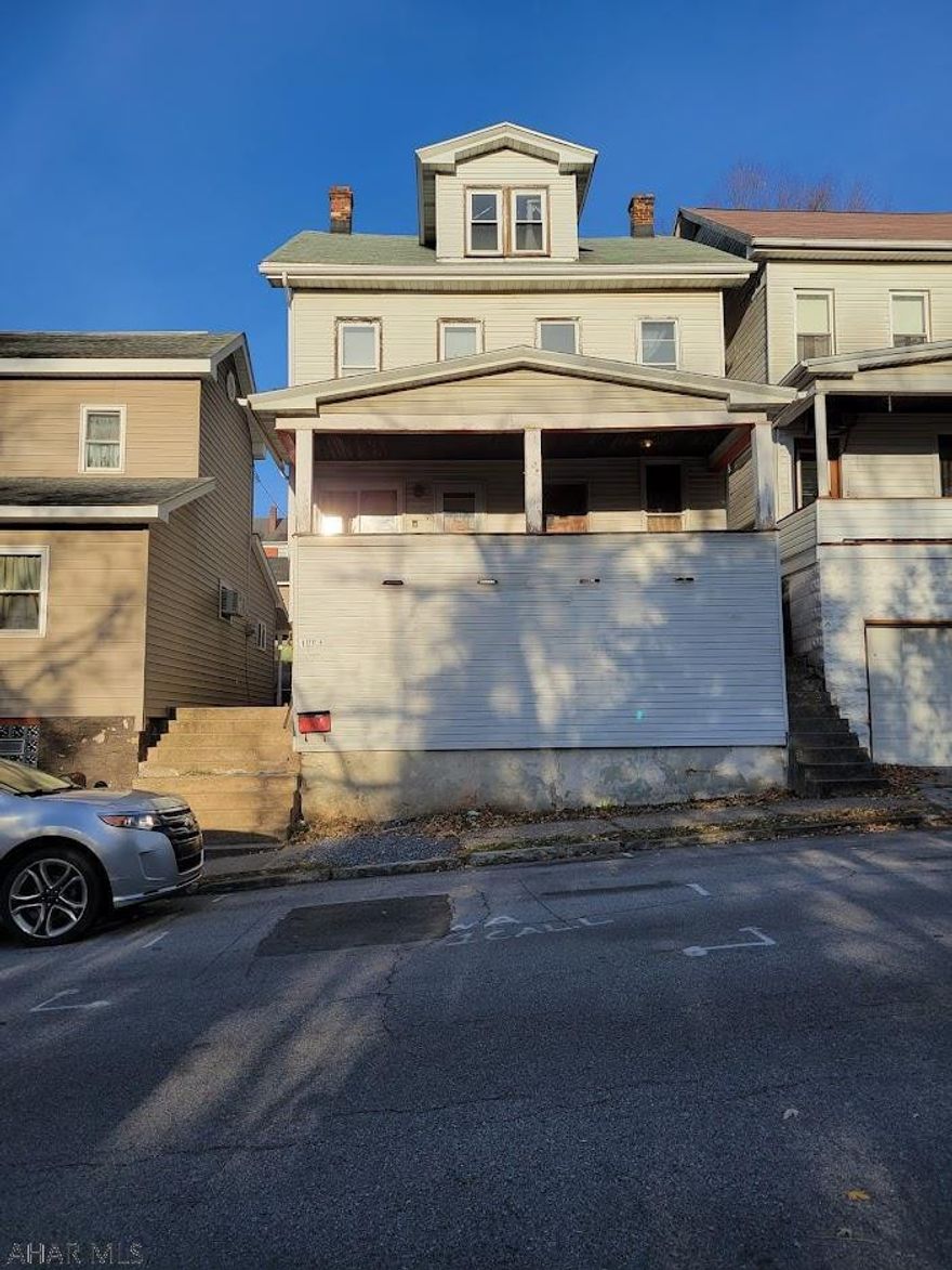 Great investment opportunity!!! Live in one side and remodel the other, or remodel both and rent them out!!! One side is already down to the studs!! SOLD AS IS.